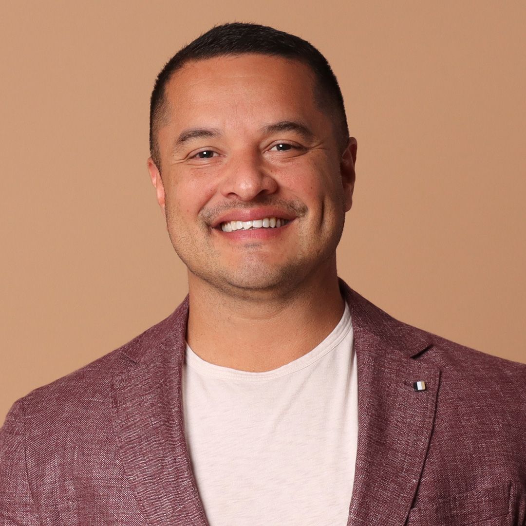 GUS MOREIRA
